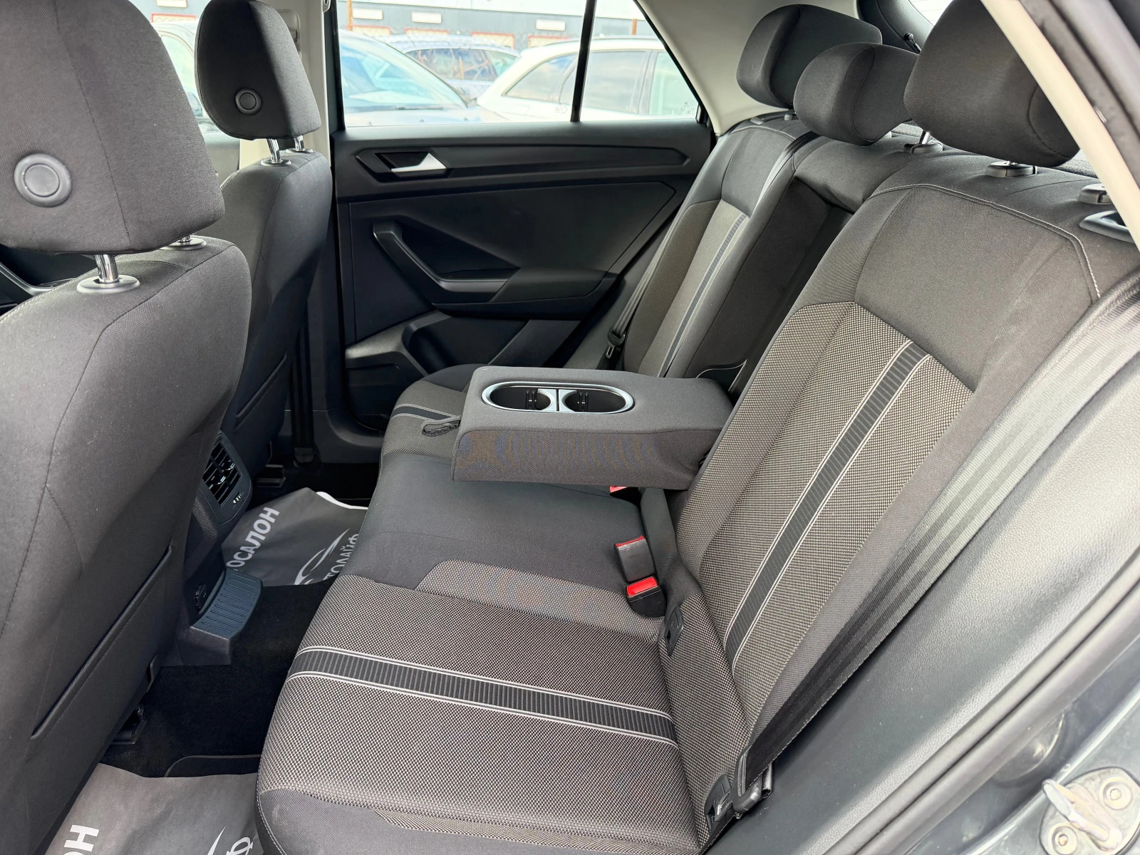 VW T-Roc 1.6TDI SCR ADVNCED BLUEMOTION TECHNOLOGY | Mobile.bg � ����������� 12