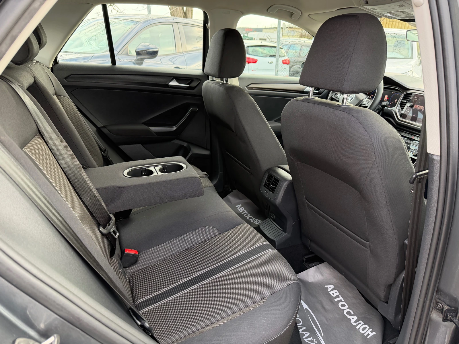 VW T-Roc 1.6TDI SCR ADVNCED BLUEMOTION TECHNOLOGY | Mobile.bg � ����������� 13