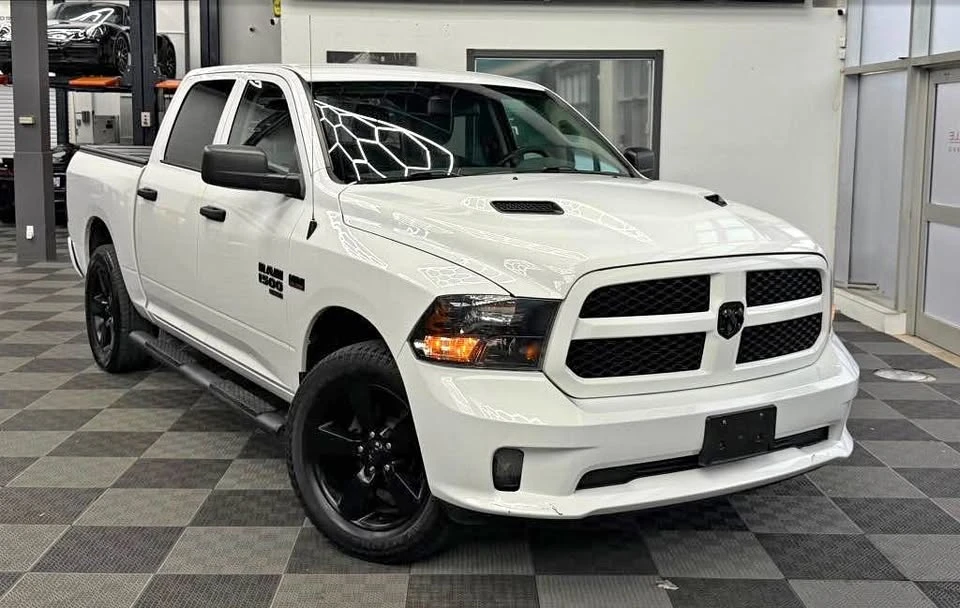 Dodge RAM 1500 * Classic Express 4x4* V8 HEMI* Crew Cab 5'7&#, снимка 3 - Автомобили и джипове - 53770520