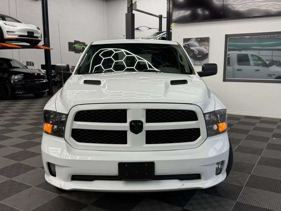 Dodge RAM 1500 * Classic Express 4x4* V8 HEMI* Crew Cab 5'7&# - изображение 2