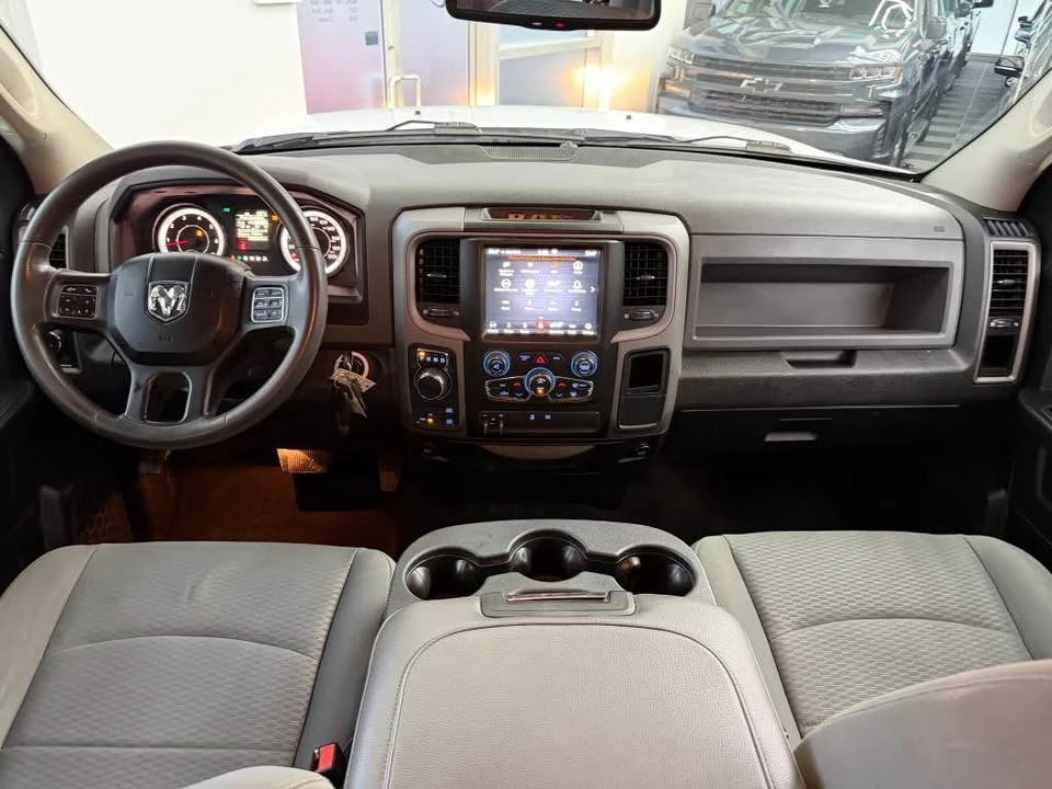 Dodge RAM 1500 * Classic Express 4x4* V8 HEMI* Crew Cab 5'7&# - изображение 8