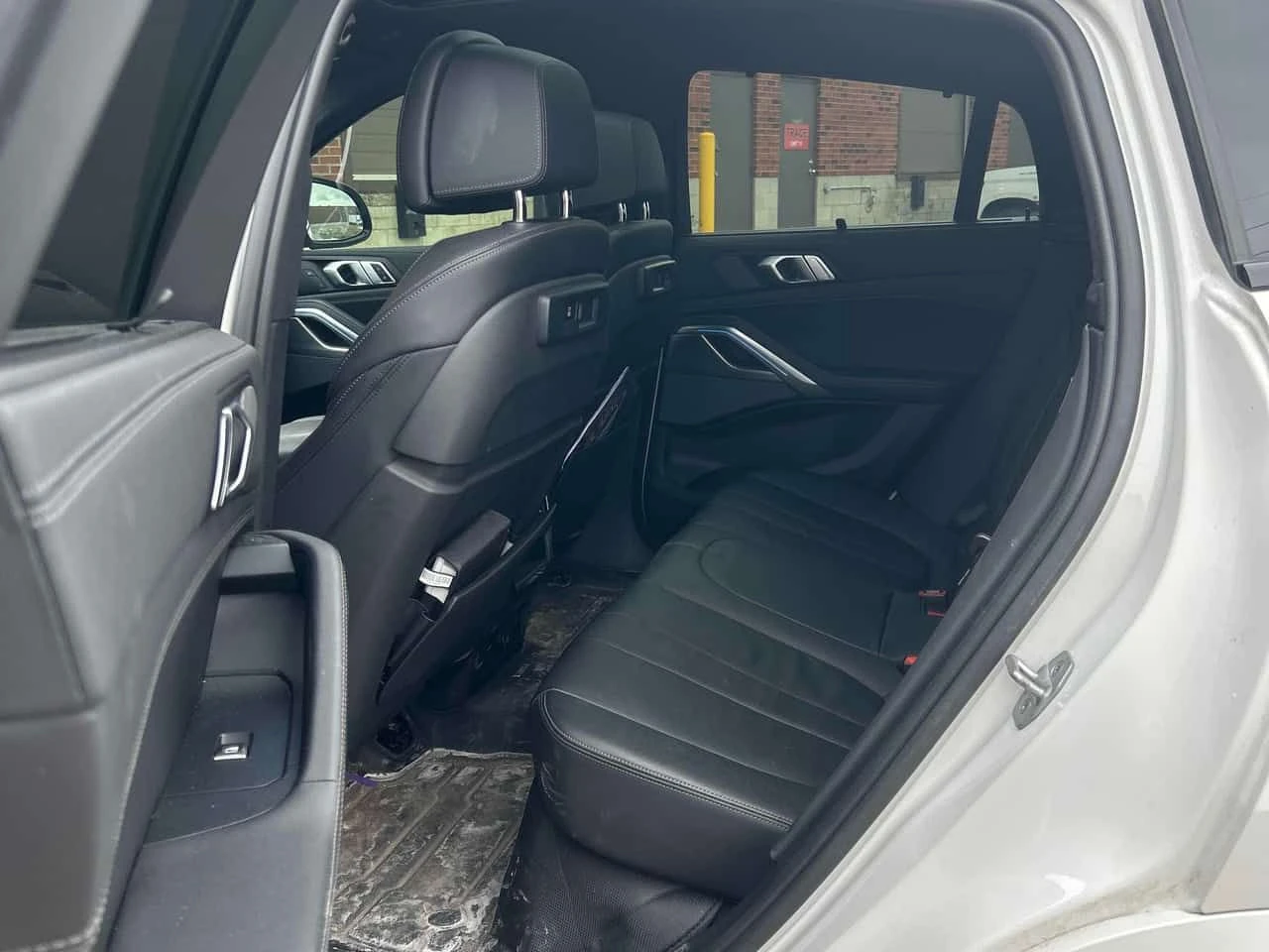 BMW X6 M50i | HEAD-UP | LASER | HOSE | /K | SOFT CL, снимка 17 - Автомобили и джипове - 53954739