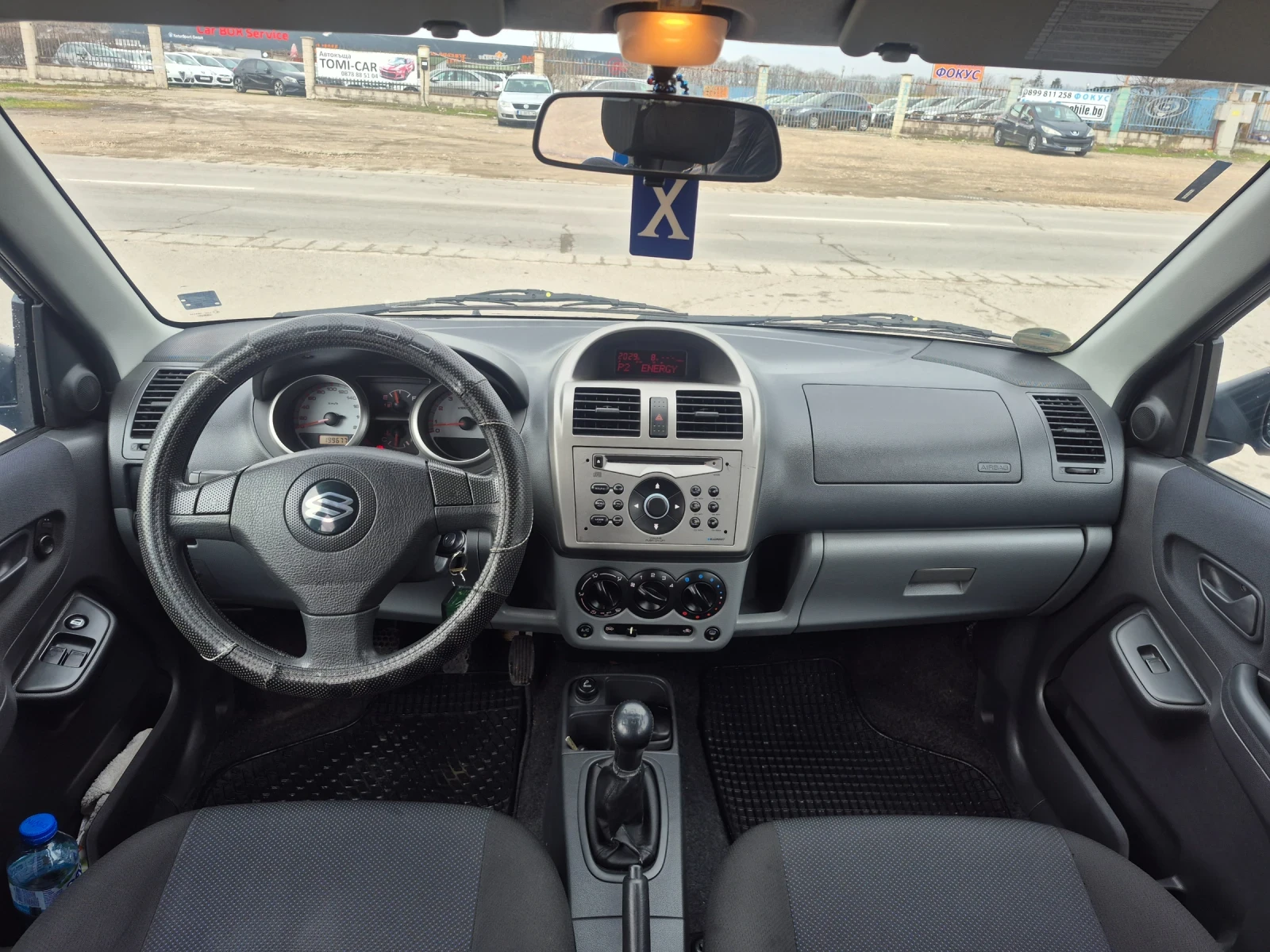 Suzuki Ignis 1.3 i 4х4, снимка 12 - Автомобили и джипове - 53956345