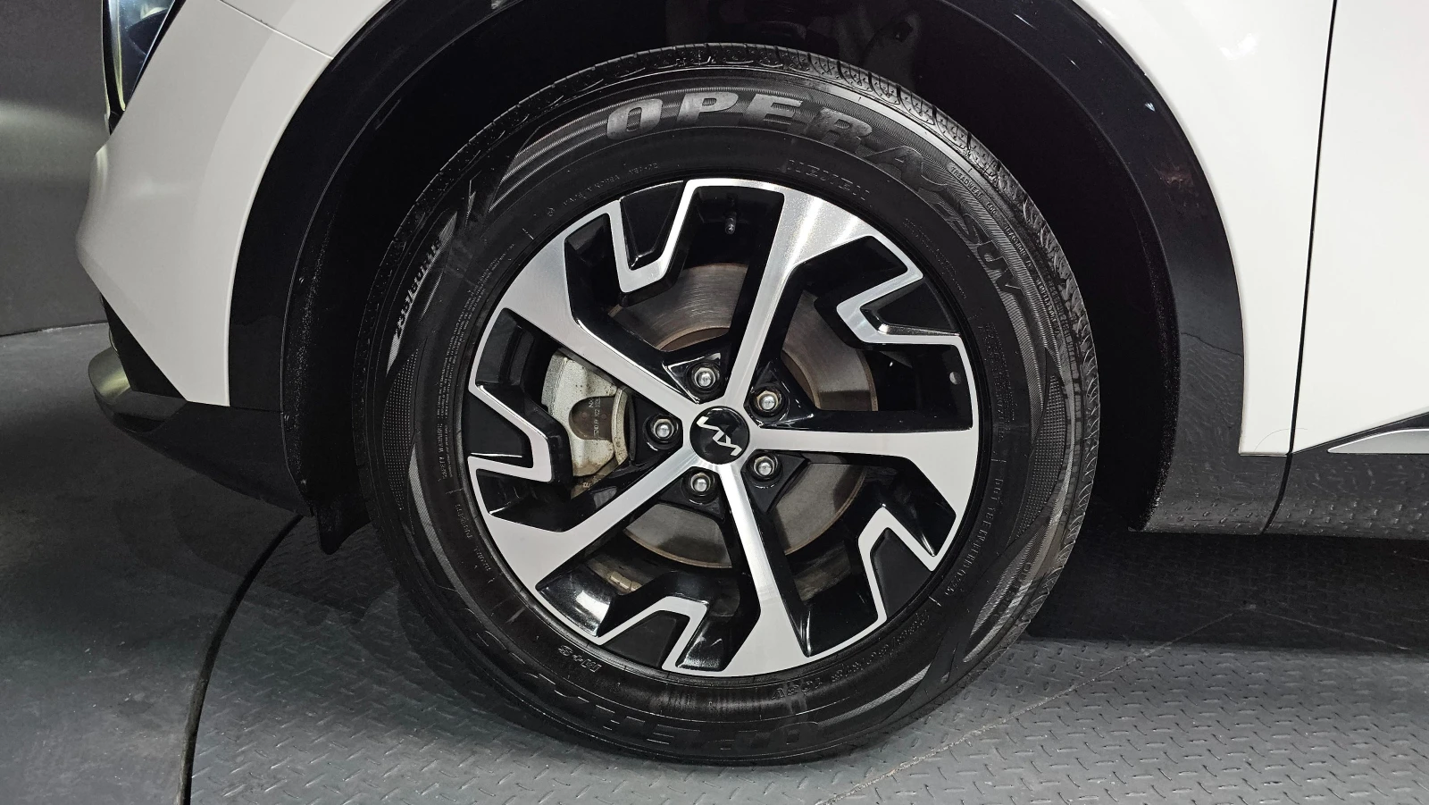 Kia Sportage DIGITAL* ОБДУХВАНЕ* КАМЕРА* 4 ПОДГРЕВА, снимка 5 - Автомобили и джипове - 53989531