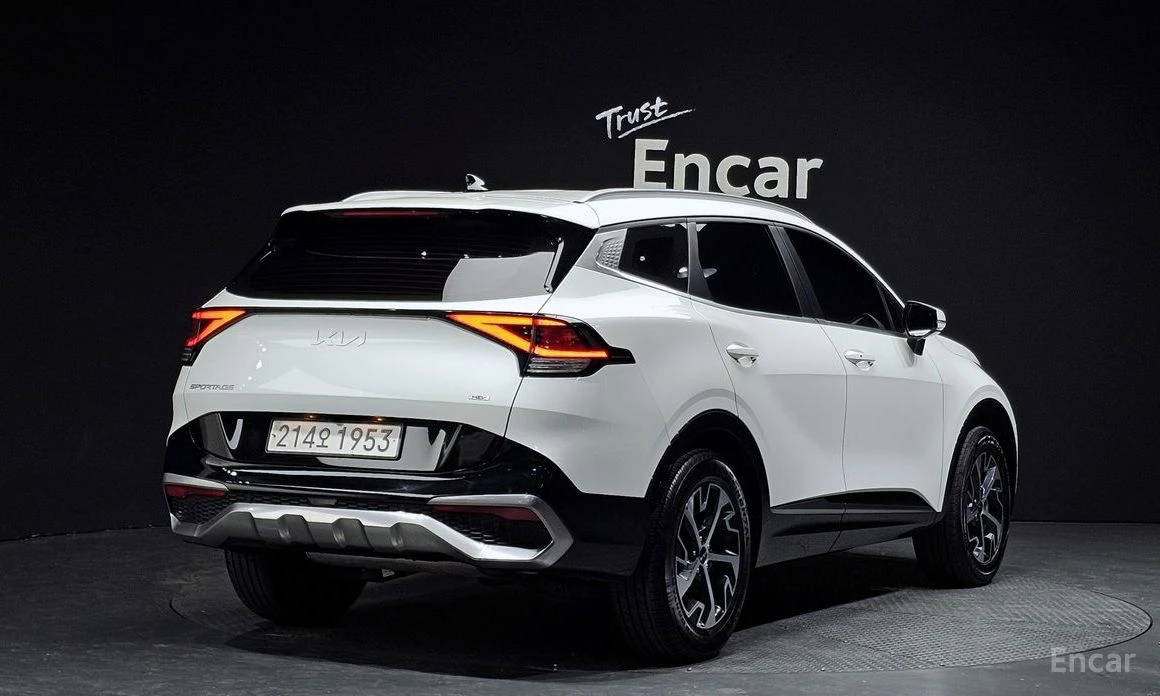 Kia Sportage DIGITAL* ОБДУХВАНЕ* КАМЕРА* 4 ПОДГРЕВА, снимка 4 - Автомобили и джипове - 53989531