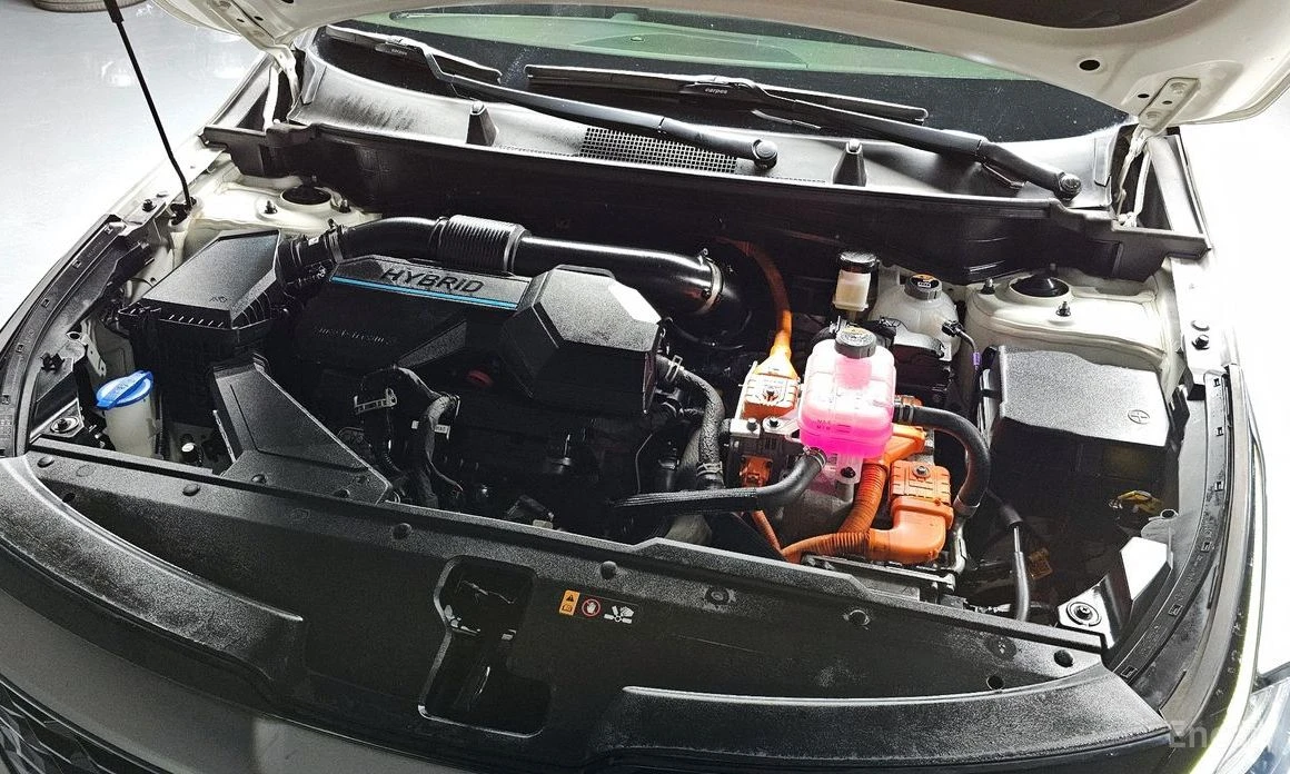 Kia Sportage DIGITAL* ОБДУХВАНЕ* КАМЕРА* 4 ПОДГРЕВА, снимка 7 - Автомобили и джипове - 53989531