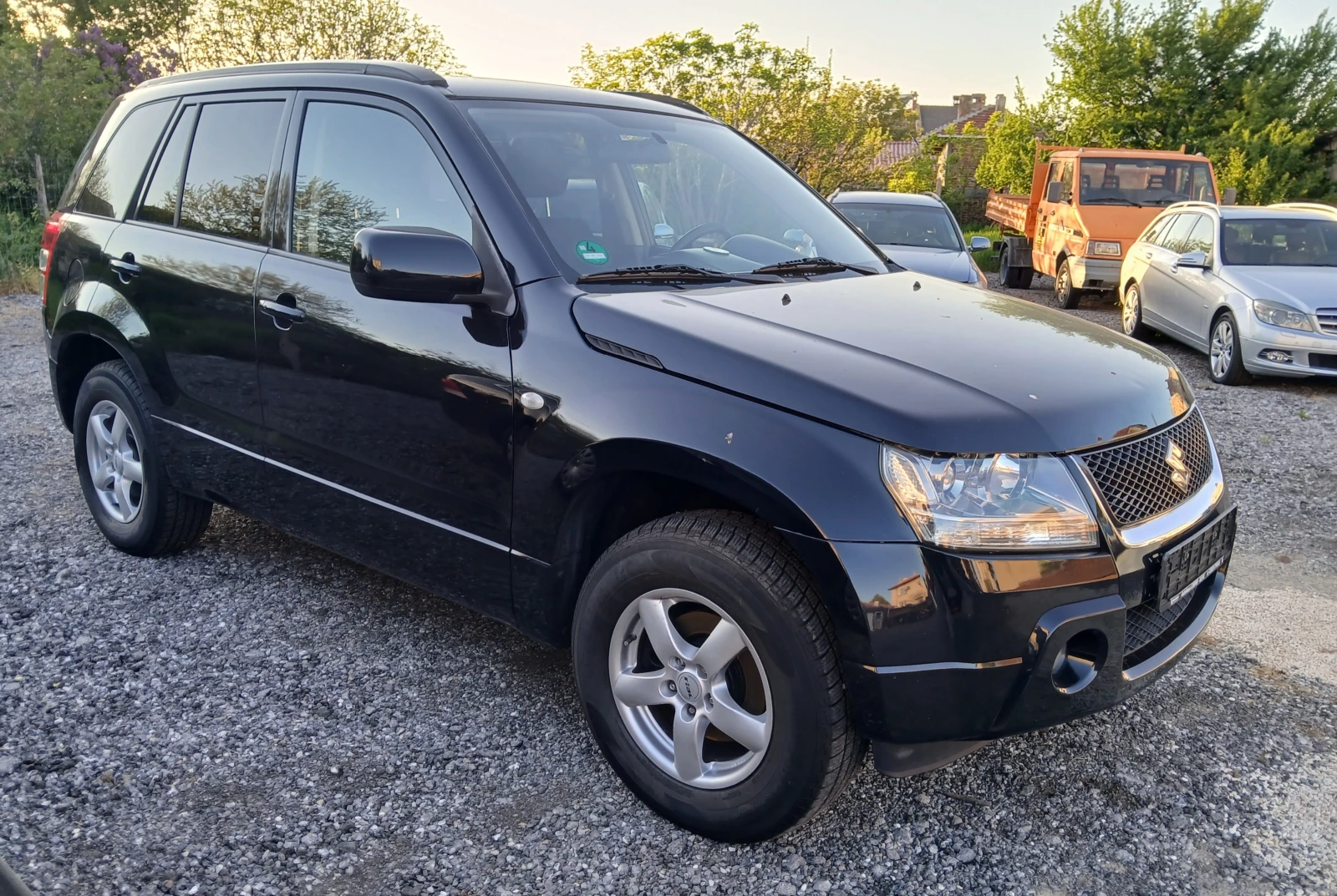 Suzuki Grand vitara 2.0i/140, снимка 5 - Автомобили и джипове - 54336864