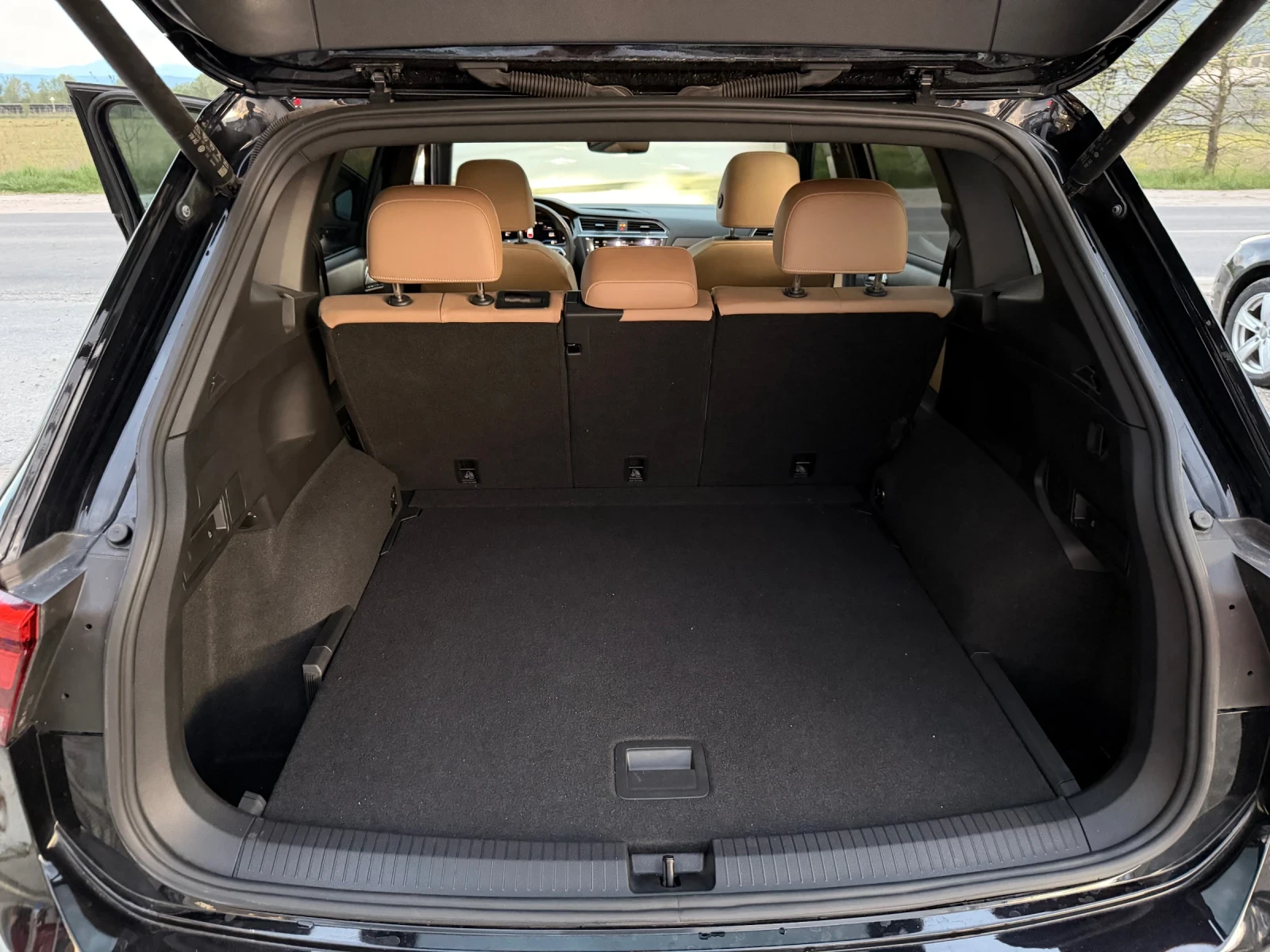 VW Tiguan Allspace R-LINE Lizing, снимка 15 - Автомобили и джипове - 54496923