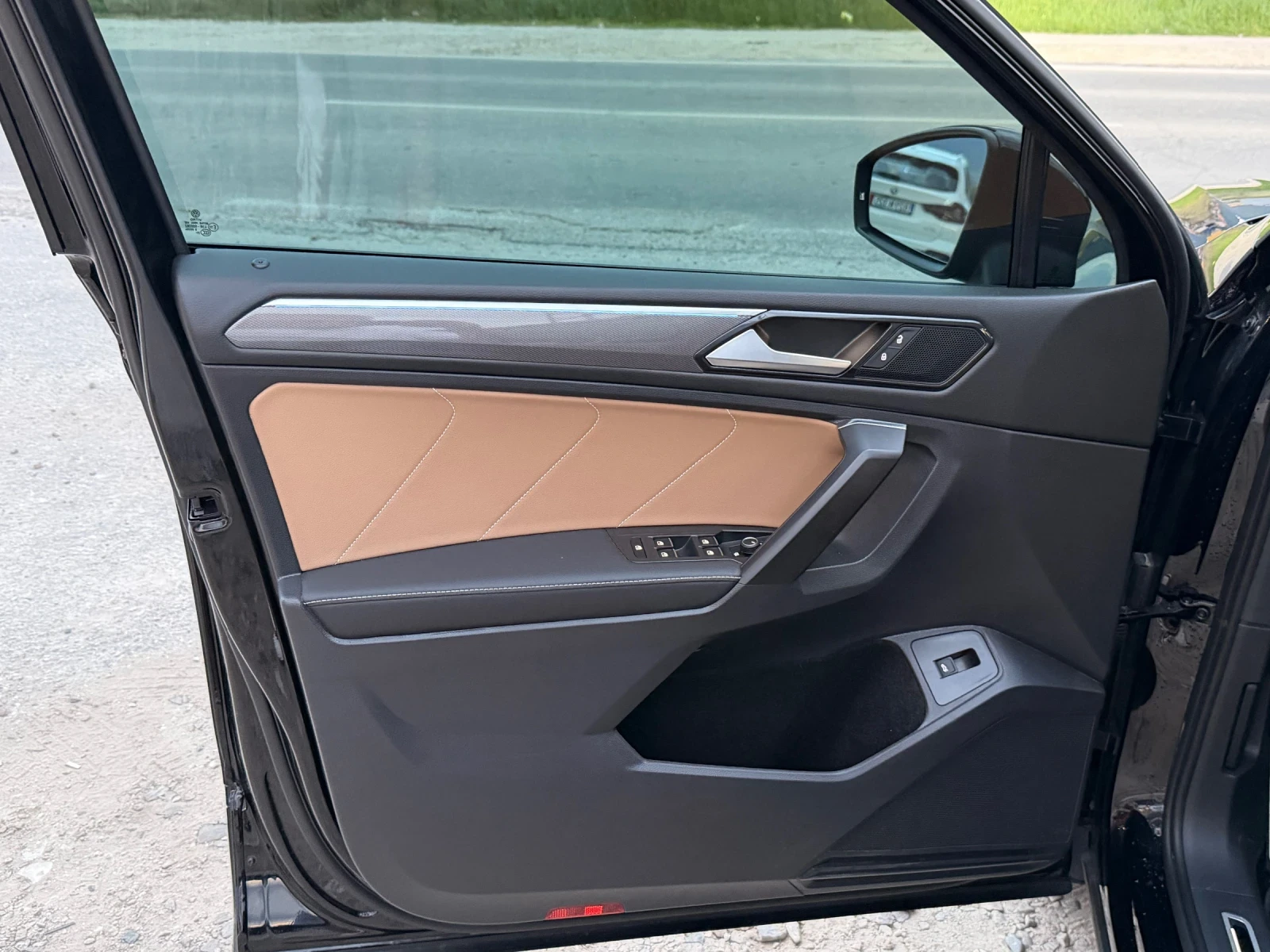 VW Tiguan Allspace R-LINE Lizing, снимка 8 - Автомобили и джипове - 54496923