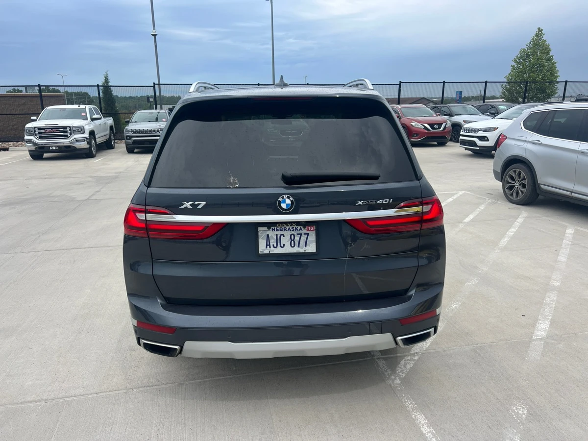 BMW X7 xDrive40i, снимка 3 - Автомобили и джипове - 55009040