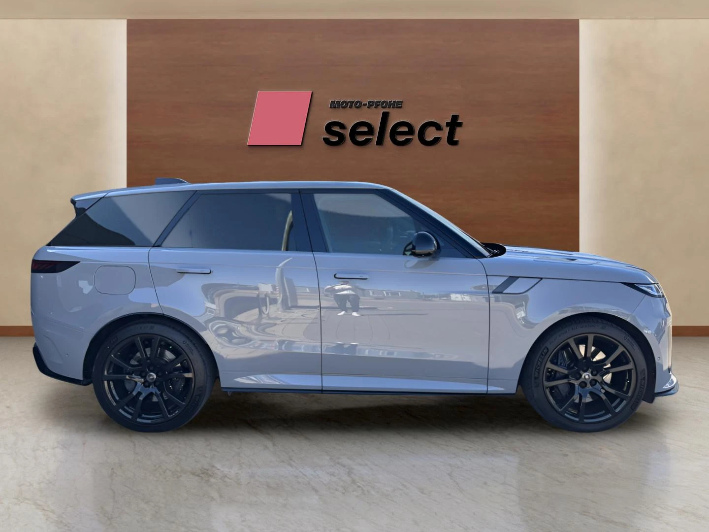 Land Rover Range Rover Sport 4.4 V8, снимка 4 - Автомобили и джипове - 55647338