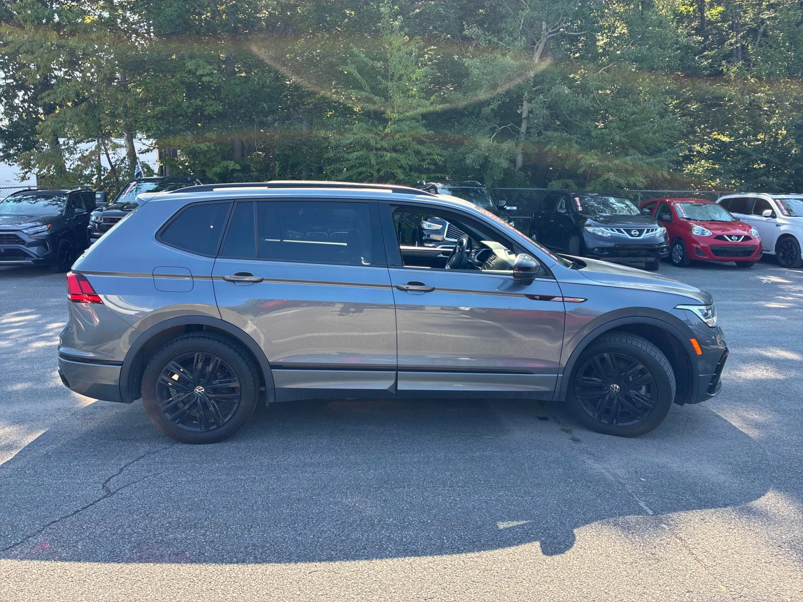 VW Tiguan * Comfortline R Line Black Edition * CARFAX * ���� | Mobile.bg � ����������� 4