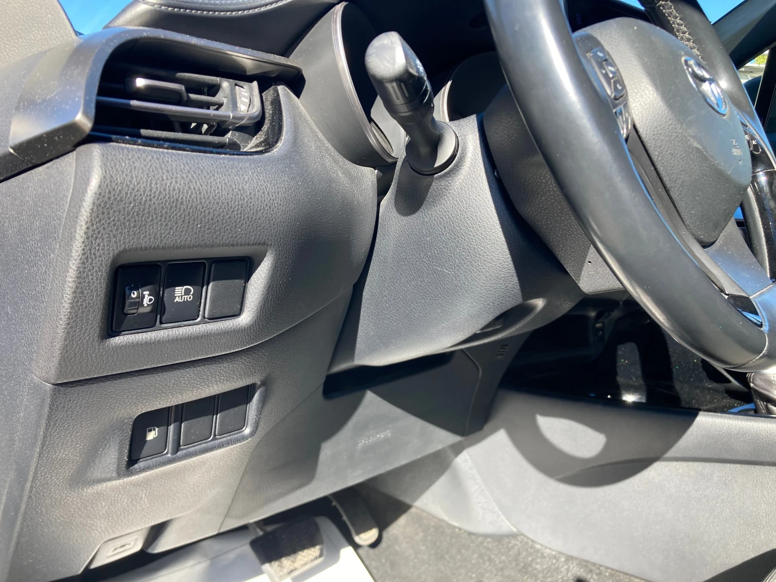 Toyota C-HR 1.8 Hibrid Evro-6 Avtomatik 137800km Original | Mobile.bg � ����������� 8