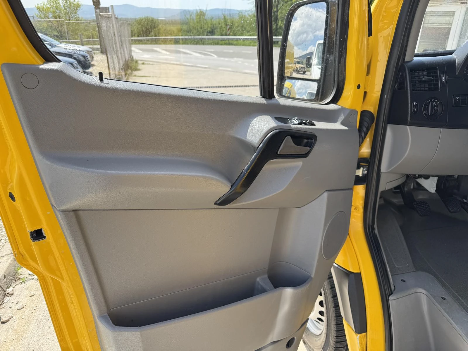 Mercedes-Benz Sprinter 220000KM!!!KLIMA | Mobile.bg   12