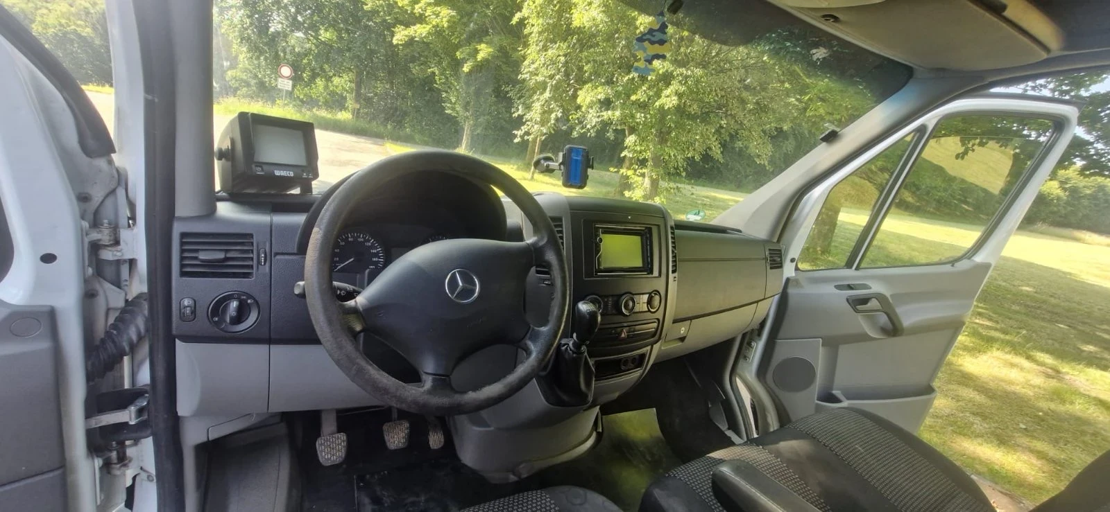 Mercedes-Benz Sprinter  - изображение 9