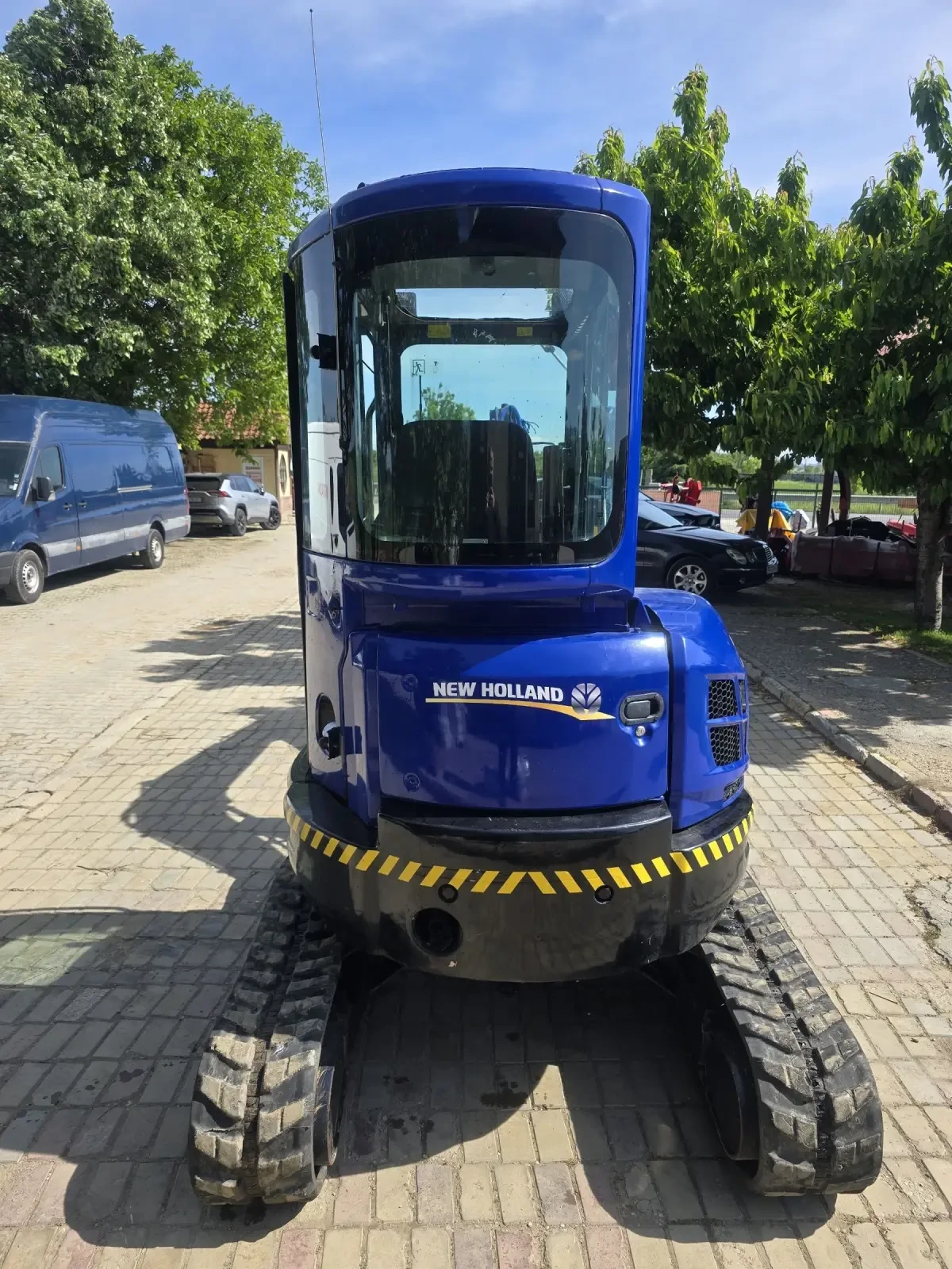 Багер New Holland Е 35 - изображение 4