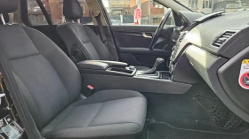 Mercedes-Benz C 180 BENZIN/AVTOMAT/NAVIGACIA, снимка 12