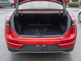 Toyota Crown XLE AWD, снимка 7