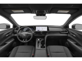 Toyota Crown XLE AWD, снимка 13