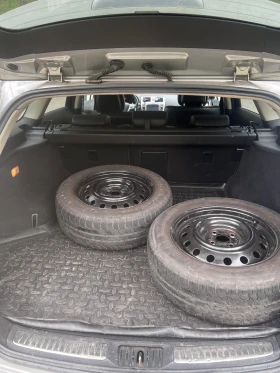 Toyota Avensis 2.2 Full Екстри, снимка 7