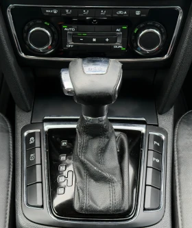 Skoda Superb 2.0TDi 170hp//DSG/NAVI/XENON, снимка 13
