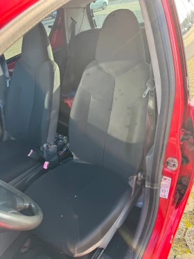 Toyota Aygo 1.0 бензин/газ, снимка 7