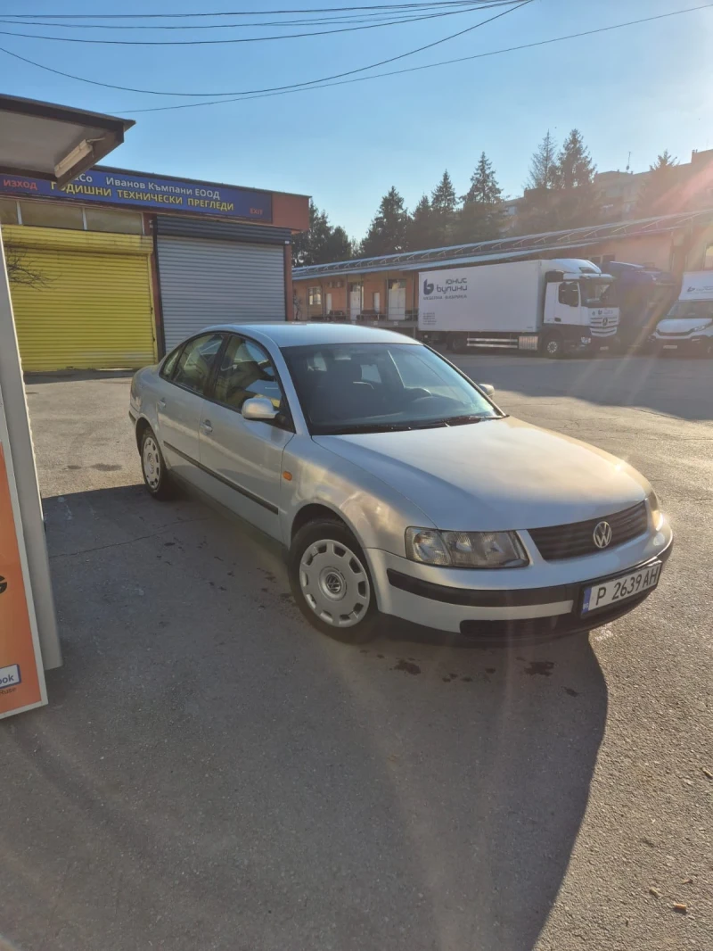 VW Passat, снимка 3 - Автомобили и джипове - 48560808