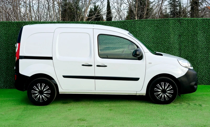 Renault Kangoo 1.5BlueDCI* 95кс* 2021г* 17000км* , снимка 4 - Автомобили и джипове - 48757737