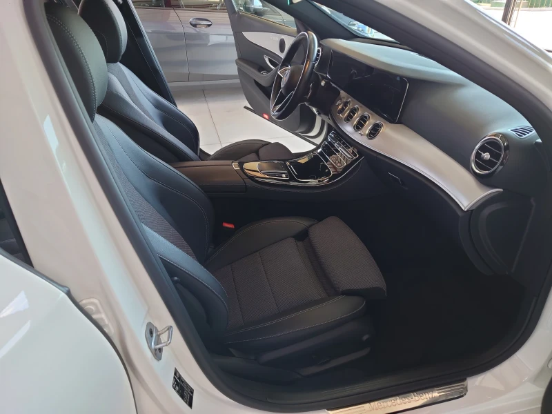 Mercedes-Benz E 220 d- Night edition- kamera 360:, снимка 9 - Автомобили и джипове - 51019378