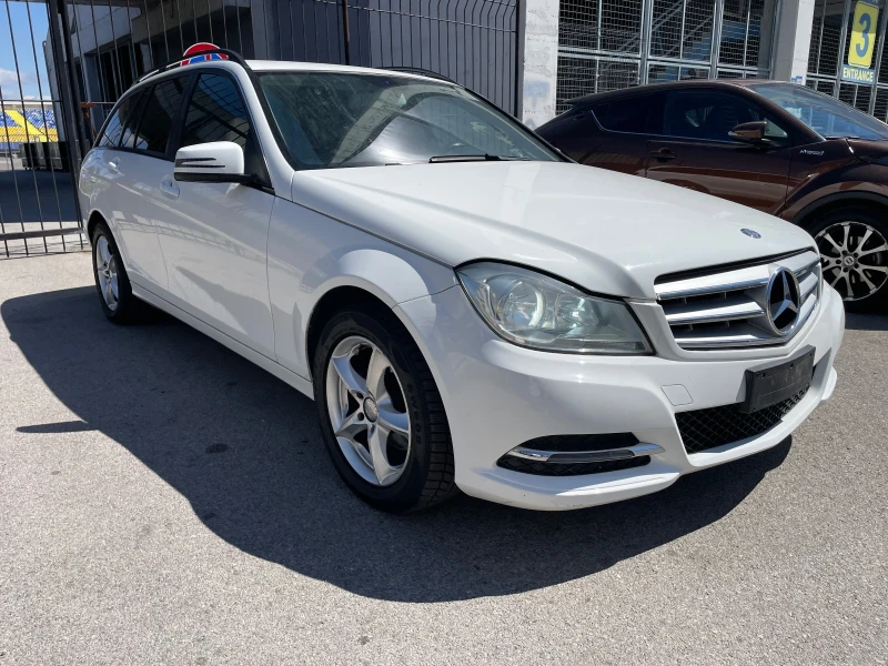 Mercedes-Benz C 180 CDI, Final Edition 234000 km!, снимка 3 - Автомобили и джипове - 51978397