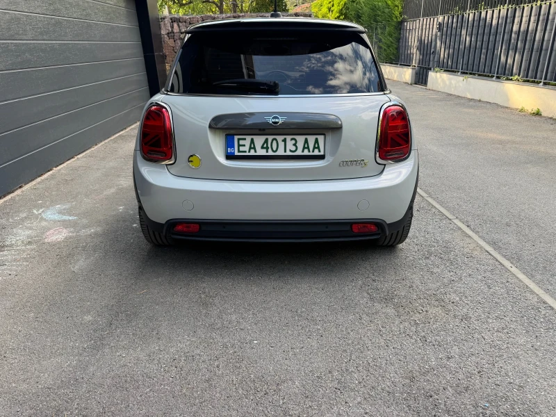 Mini Cooper s LED* КАМЕРА* КОЖА* NAVI* ПОДГРЕВ* НЕАD UP, снимка 10 - Автомобили и джипове - 51596661