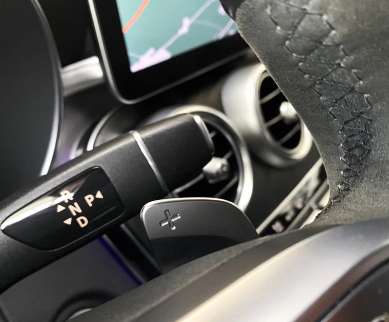 Mercedes-Benz C 220 d/AMG/194HP/NIGHT-EDITION/9G/LED/CAM/DIGITAL/756f, снимка 10 - Автомобили и джипове - 51744491