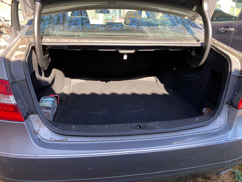 Mercedes-Benz E 350, снимка 16 - Автомобили и джипове - 52513338