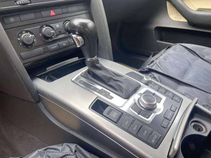 Audi A6 2.7 TDI S line, снимка 10 - Автомобили и джипове - 51967657
