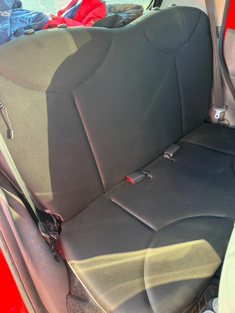 Toyota Aygo 1.0 бензин/газ, снимка 9 - Автомобили и джипове - 52885954