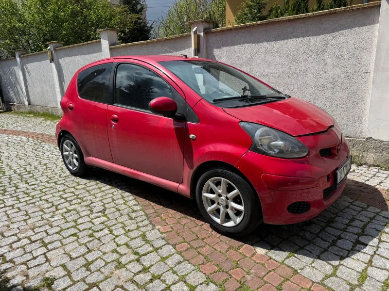 Toyota Aygo 1.0 бензин/газ, снимка 12 - Автомобили и джипове - 52885954