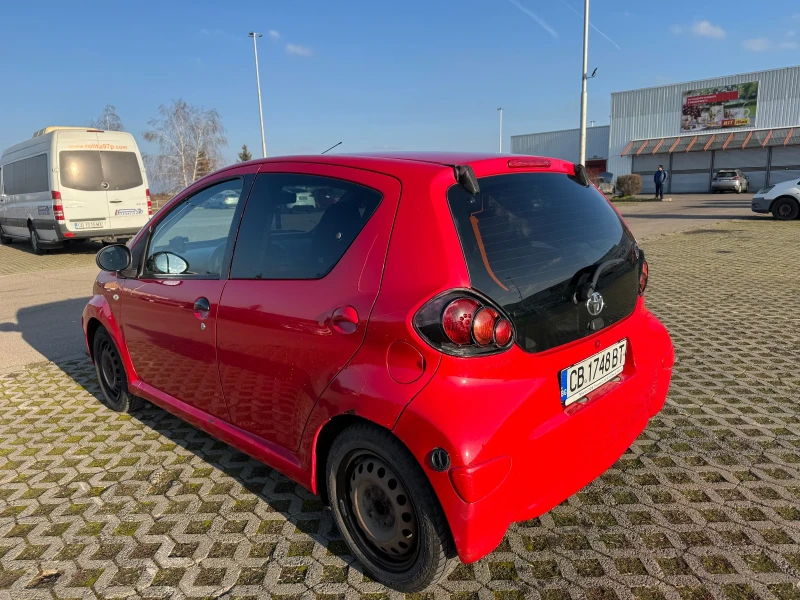 Toyota Aygo 1.0 бензин/газ, снимка 5 - Автомобили и джипове - 52885954