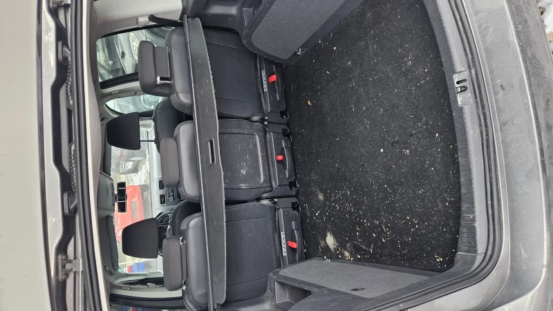 VW Touran 1.6tdi.105ks.6skorosti, снимка 9 - Автомобили и джипове - 52954422