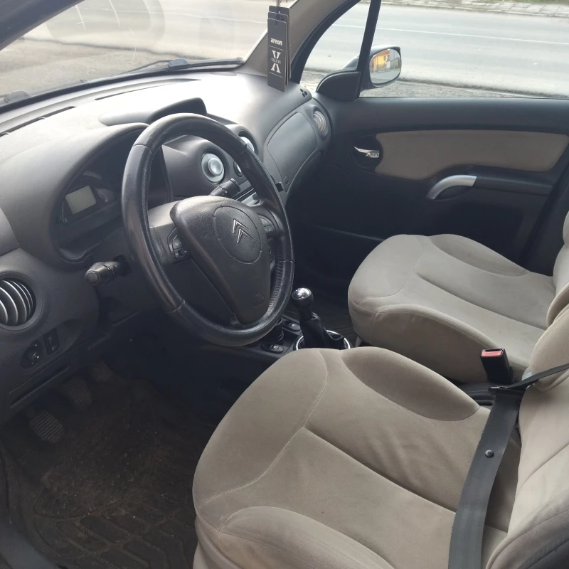 Citroen C3 1.4 бензин, снимка 10 - Автомобили и джипове - 53297535