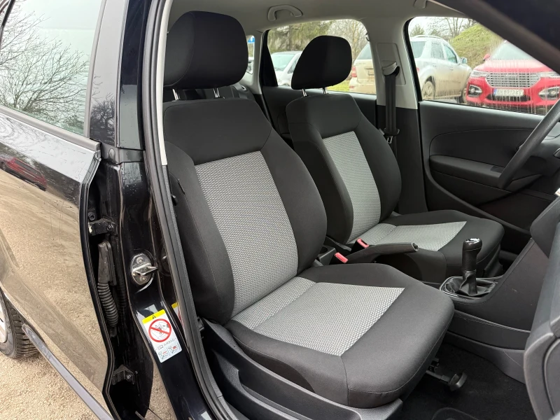 VW Polo 1.2I бензин климатик, снимка 11 - Автомобили и джипове - 53401885