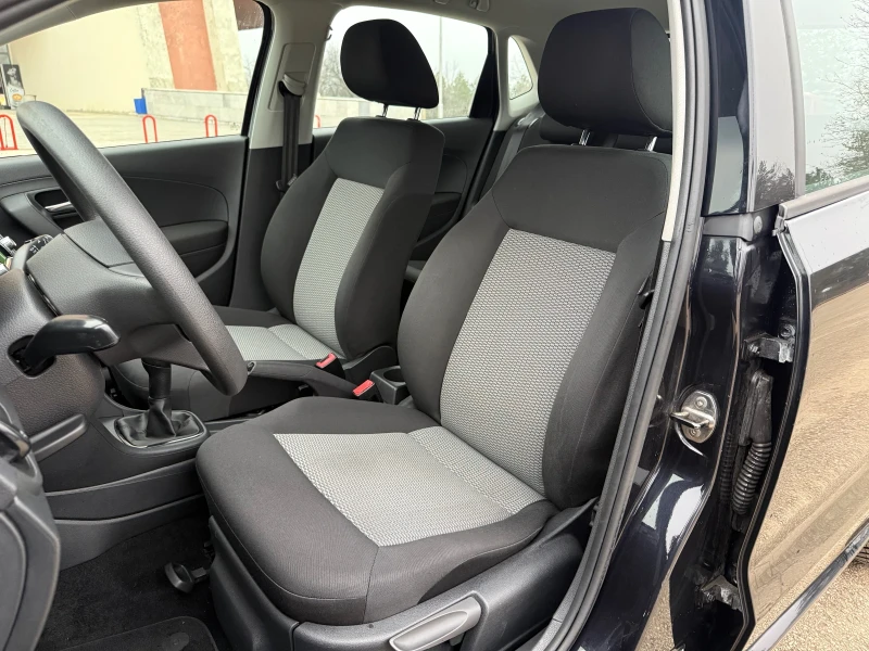 VW Polo 1.2I бензин климатик, снимка 10 - Автомобили и джипове - 53401885