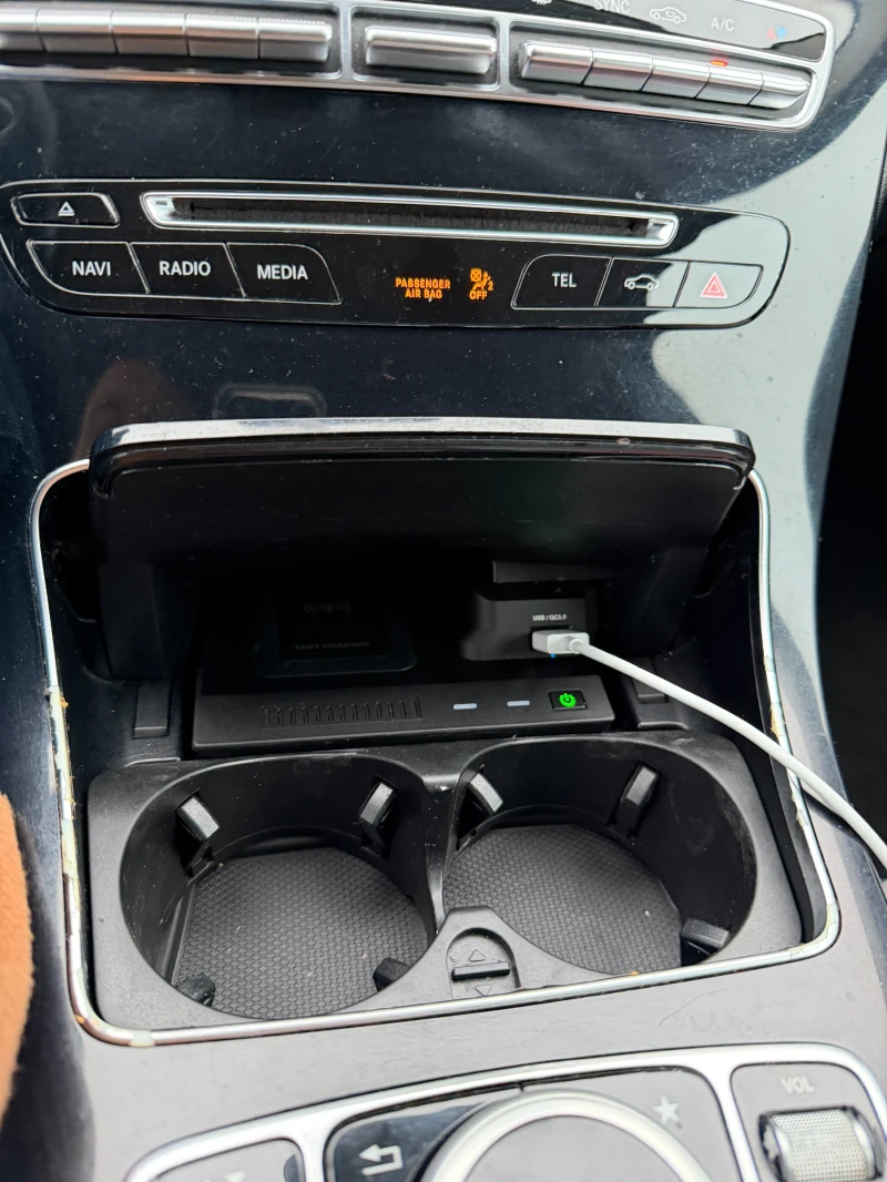 Mercedes-Benz C 220 AMG, снимка 7 - Автомобили и джипове - 53470302