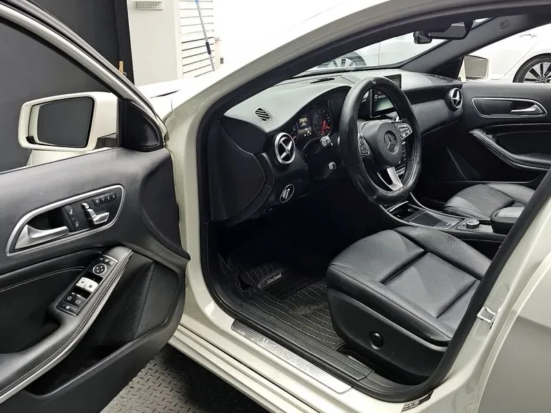 Mercedes-Benz A 200 2.0, снимка 10 - Автомобили и джипове - 54279038