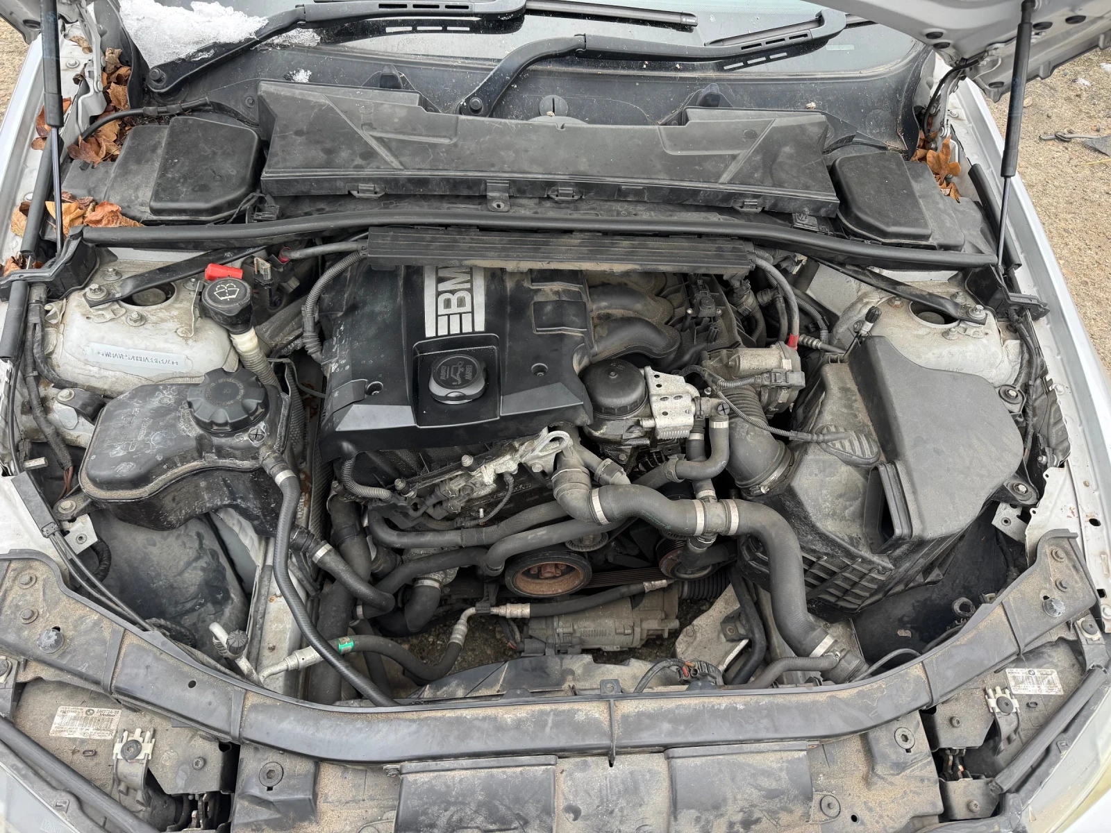 BMW 320 И 170кс - изображение 9