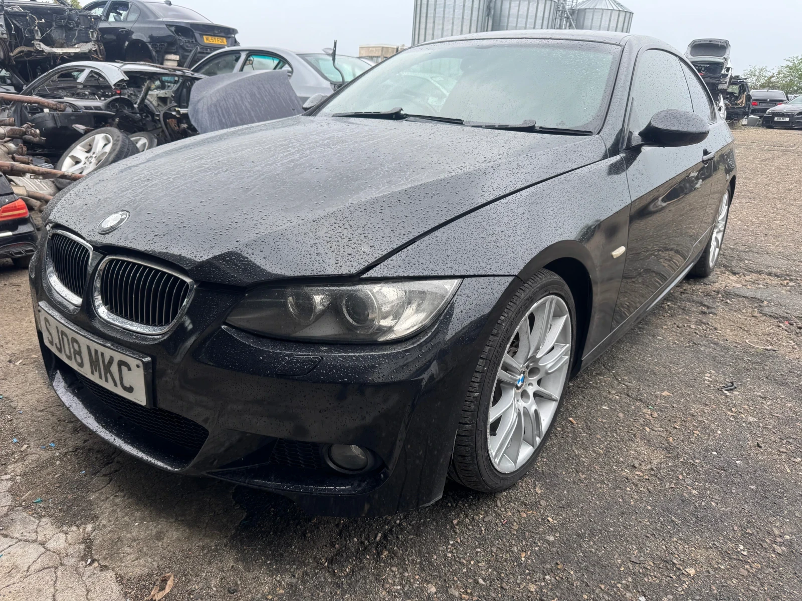BMW 320 И 170кс - изображение 2