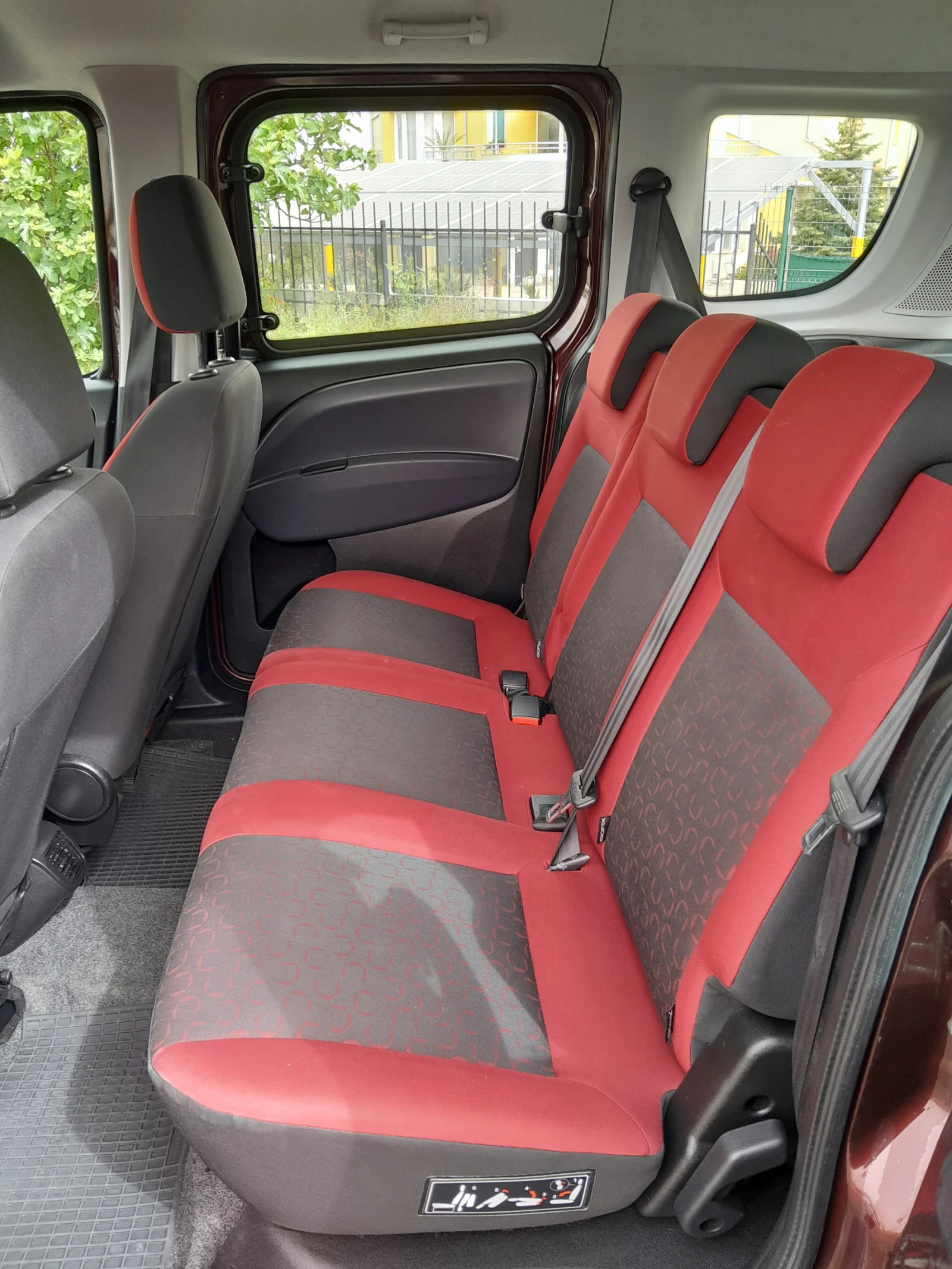 Fiat Doblo 1.4I - изображение 7