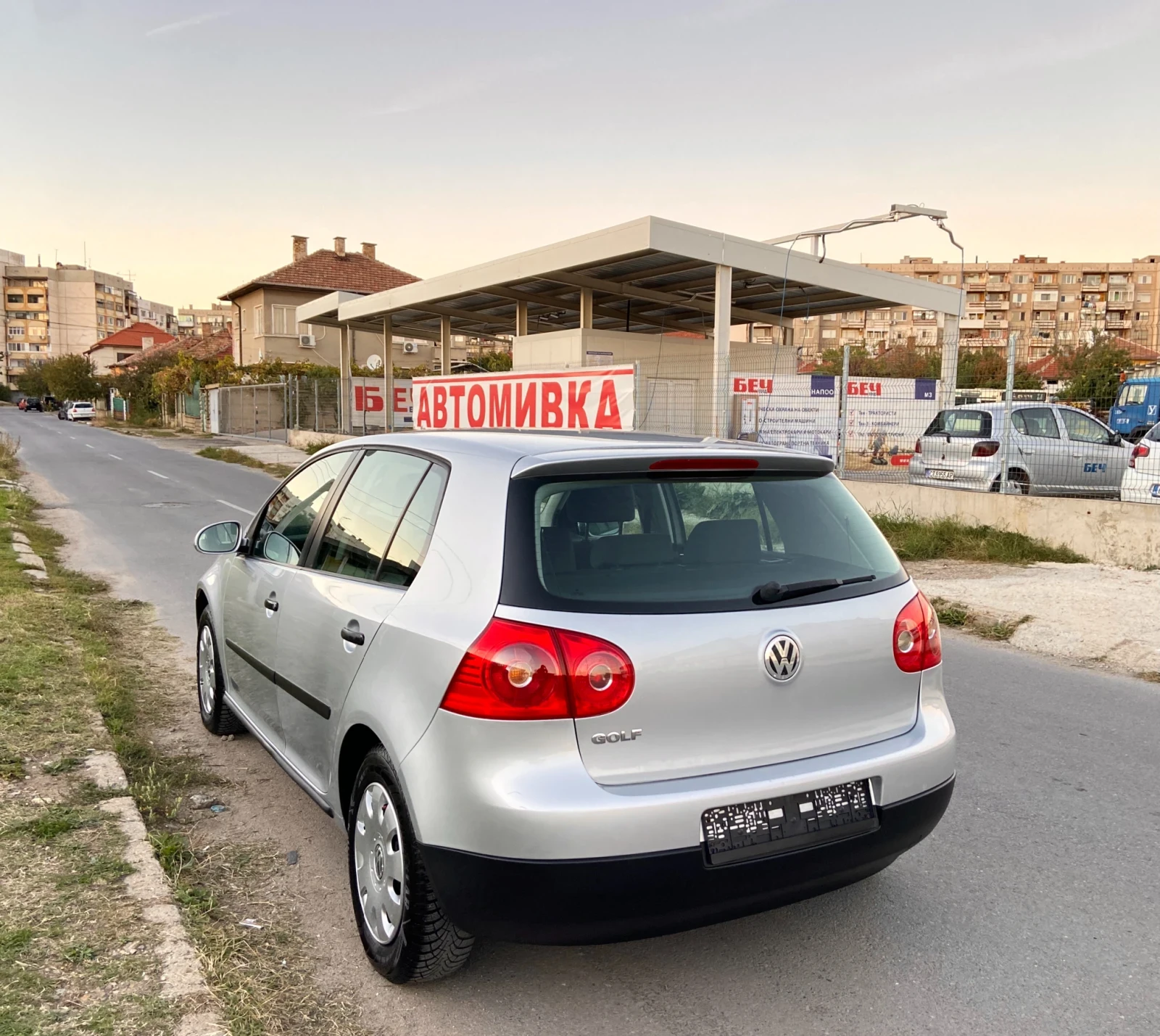 VW Golf 1.4i. КЛИМАТРОНИК* RABBIT*  - изображение 4