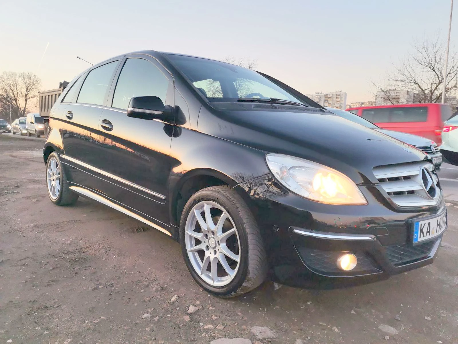 Mercedes-Benz B 170 1.7i* ПАРКТРОНИК - изображение 3