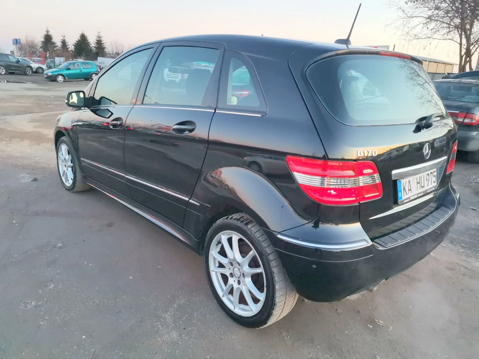 Mercedes-Benz B 170 1.7i* ПАРКТРОНИК - изображение 6