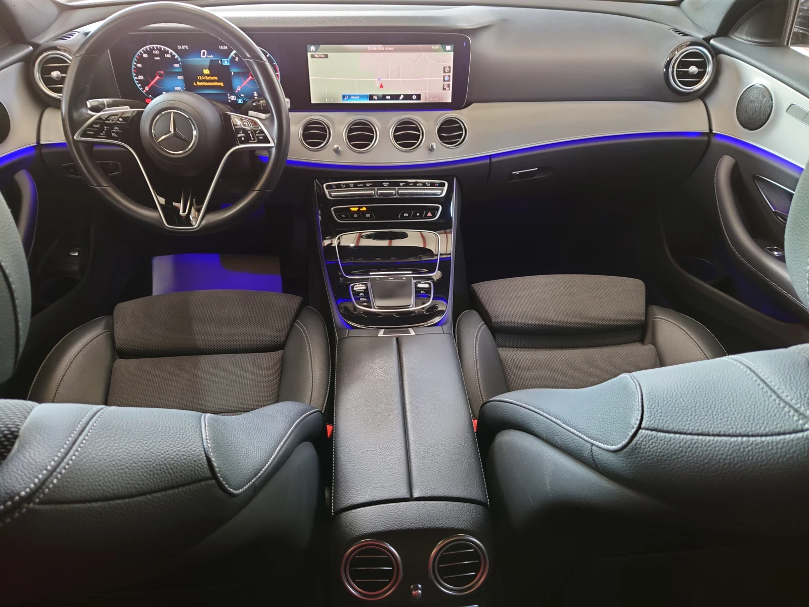 Mercedes-Benz E 220 d- Night edition- kamera 360: | Mobile.bg   12